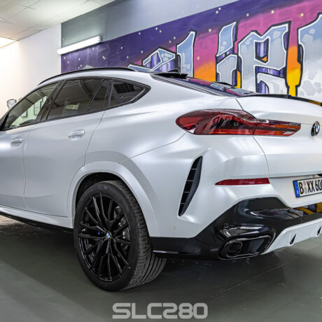 slc280_folienprinz_bmw_x6_satinpearl_teckwrap-08
