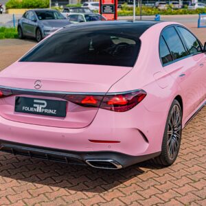 Fahrzeugfolierung Berlin Folienprinz Futurewrap Gloss Camilia Pink Folie 08