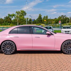 Fahrzeugfolierung Berlin Folienprinz Futurewrap Gloss Camilia Pink Folie 09