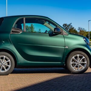 Fahrzeugfolierung Berlin Folienprinz Folie Futurewrap Ghost Chrome Forest Green 1