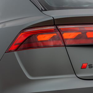 Fahrzeugfolierung Berlin Folienprinz Futurewrap Matte Mysterious Green Audi Sq8 03