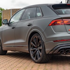 Fahrzeugfolierung Berlin Folienprinz Futurewrap Matte Mysterious Green Audi Sq8 04